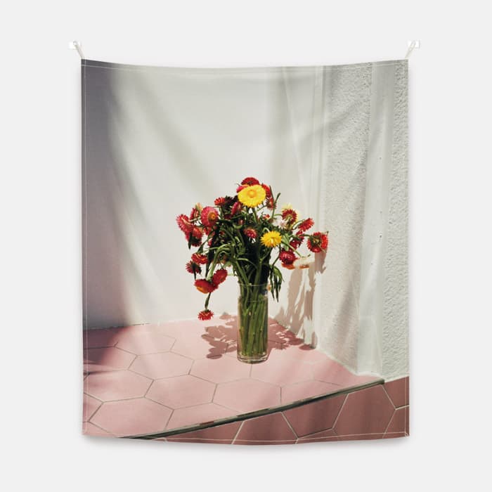 flower in vase 패브릭 포스터 대형 이미지