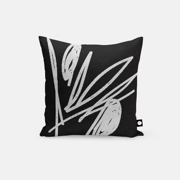 Liiiiiiine 쿠션 커버 이미지