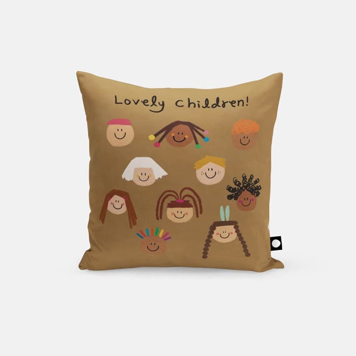Lovely children 쿠션 커버 이미지