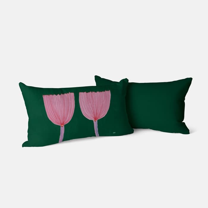 Two pink flowers 미니 쿠션 커버 이미지