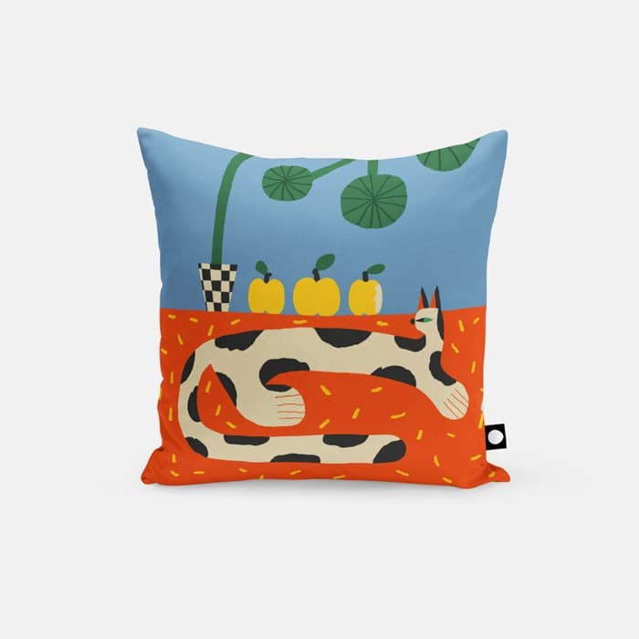 Cat and plant 쿠션 커버 이미지