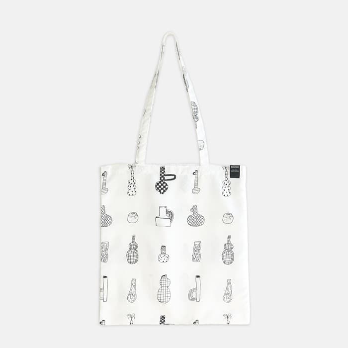 playground 에어리 에코백 이미지