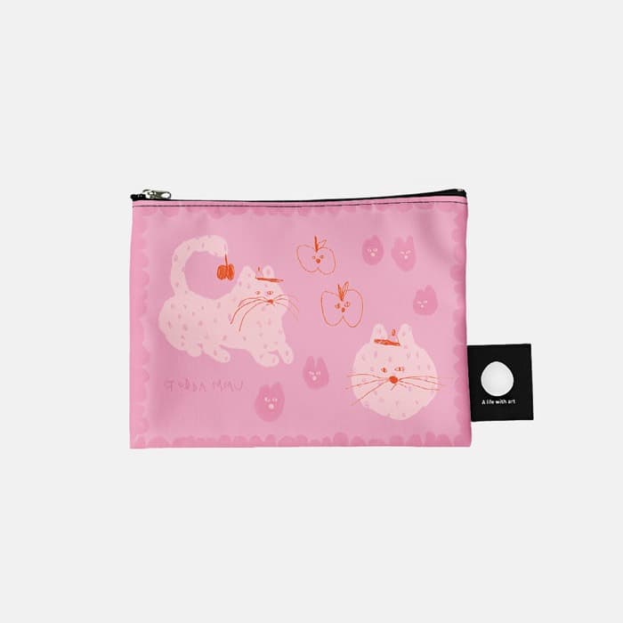 사과 먹은 고양이 파우치 이미지