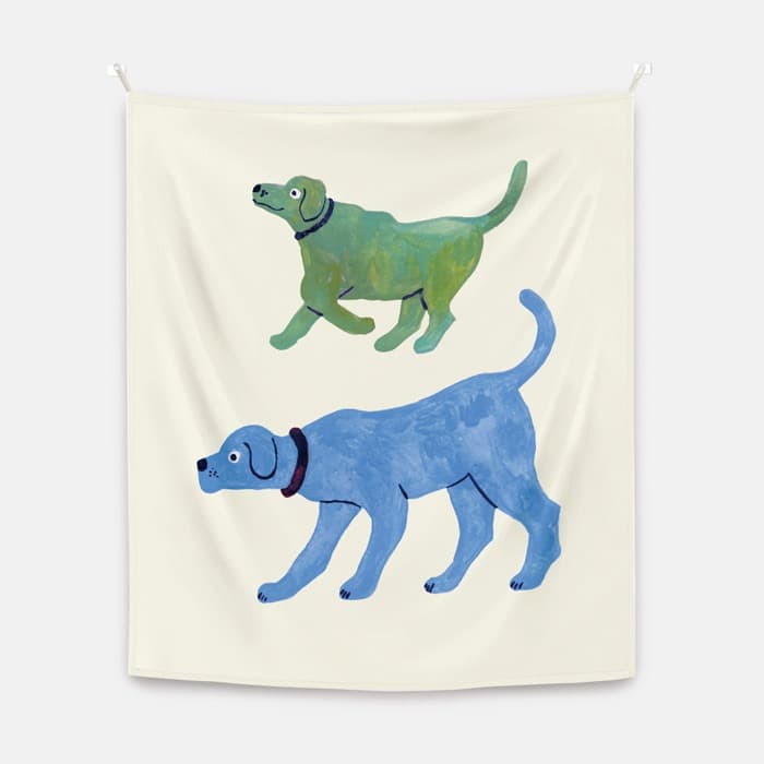 two dogs 패브릭 포스터 대형 이미지