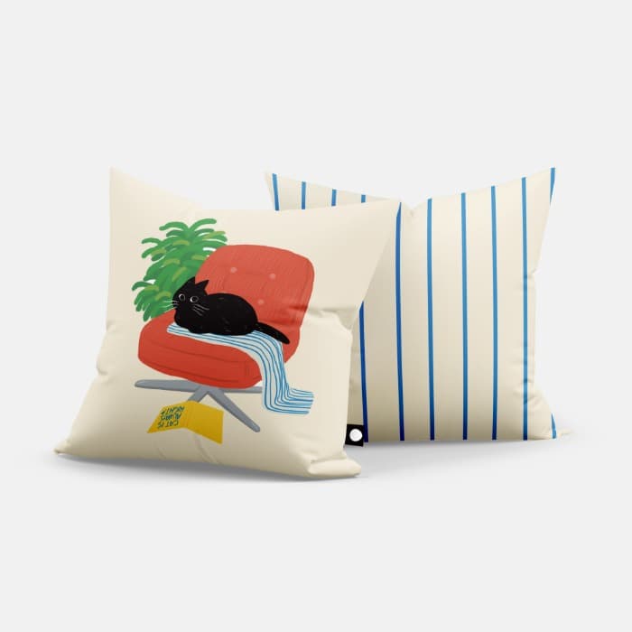 Red chair 쿠션 커버 이미지