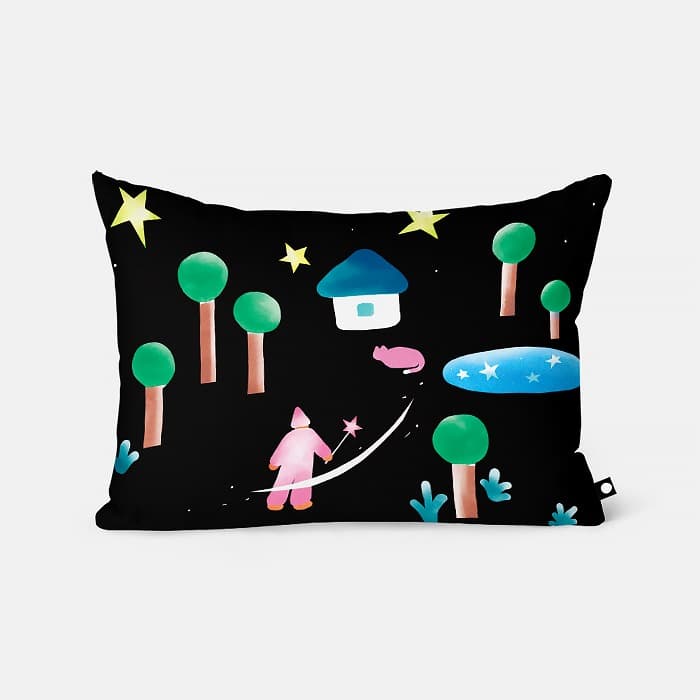 꿈이 피어나는 숲에서 베개 커버 이미지