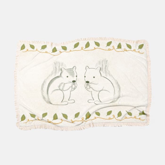 [NEW] 다람쥐의 식사시간 극세사 담요 이미지