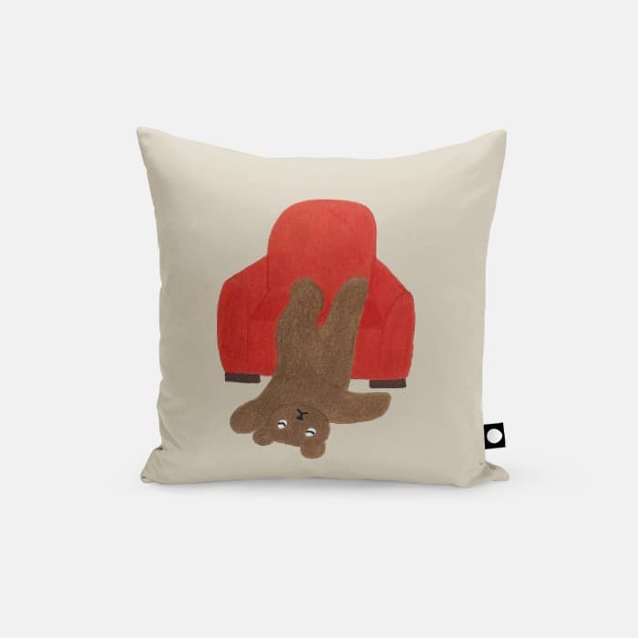 I can't make it to the bed 쿠션 커버 이미지