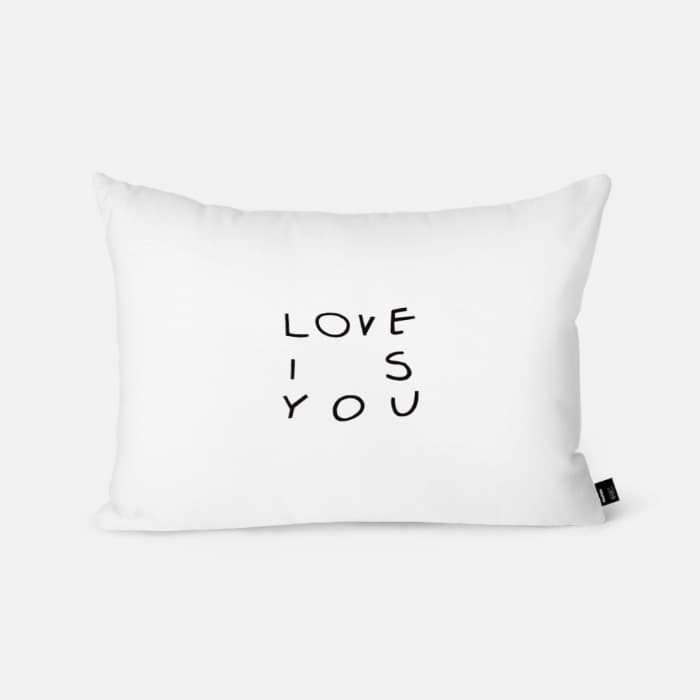LOVE IS YOU2 베개 커버 이미지