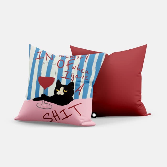 Funny Cat with Wine 쿠션 커버 이미지