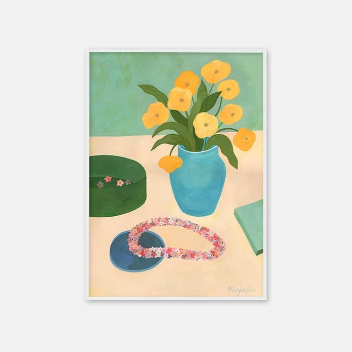 [NEW] 노란 화병과 별꽃 목걸이 포스터 이미지