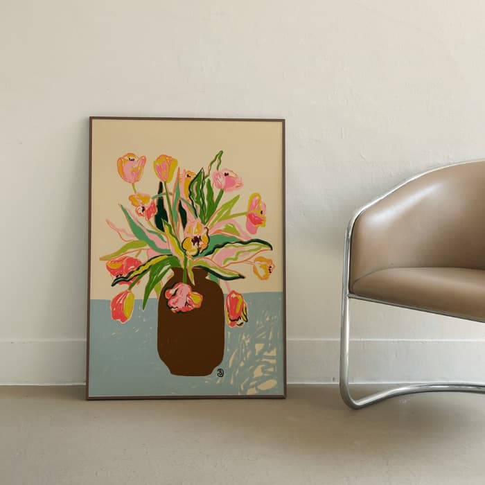 TULIPS 포스터 이미지