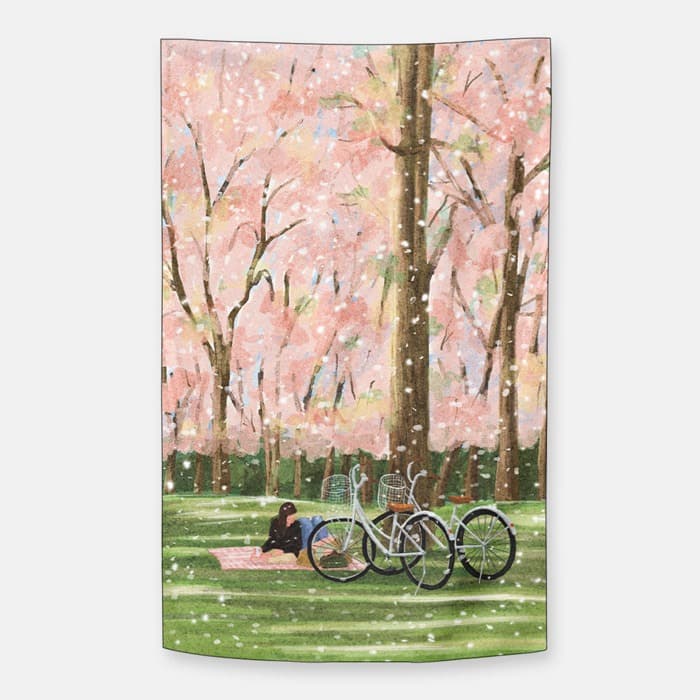Falling Petals 쉬폰 패브릭 포스터 이미지