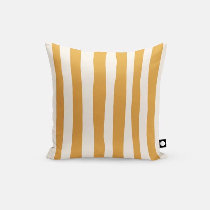 Hand drawing yellow 스트라이프 쿠션 커버 이미지