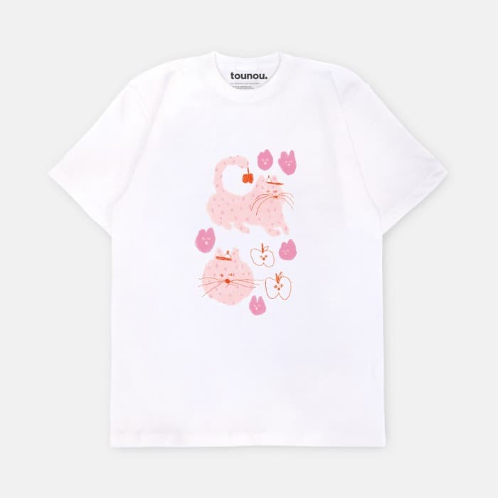 사과 먹은 고양이 반팔티셔츠 이미지