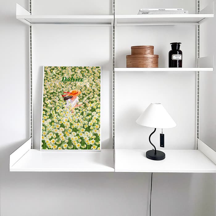 Daisies 포스터 이미지