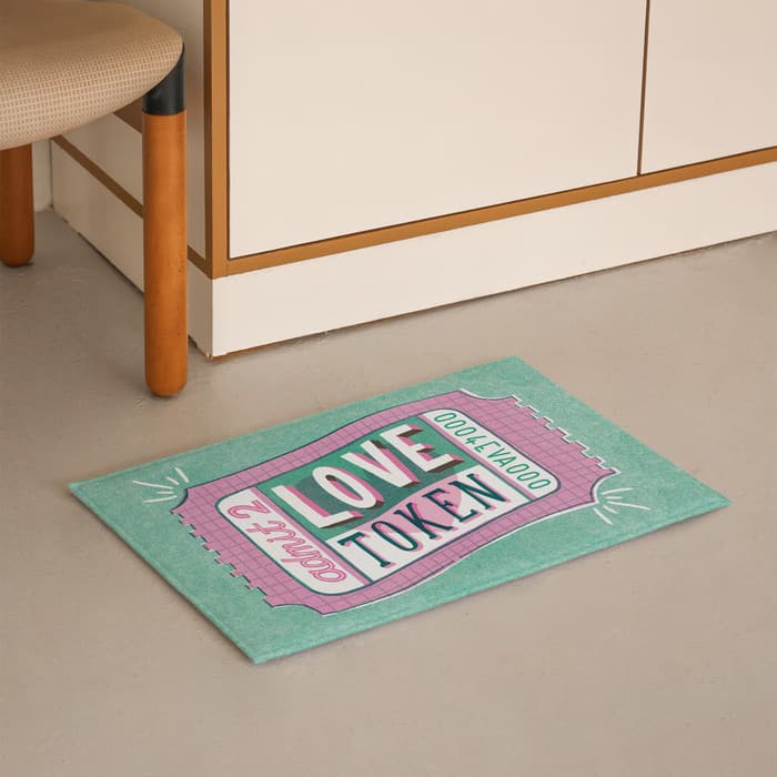 Love Token 발매트 이미지