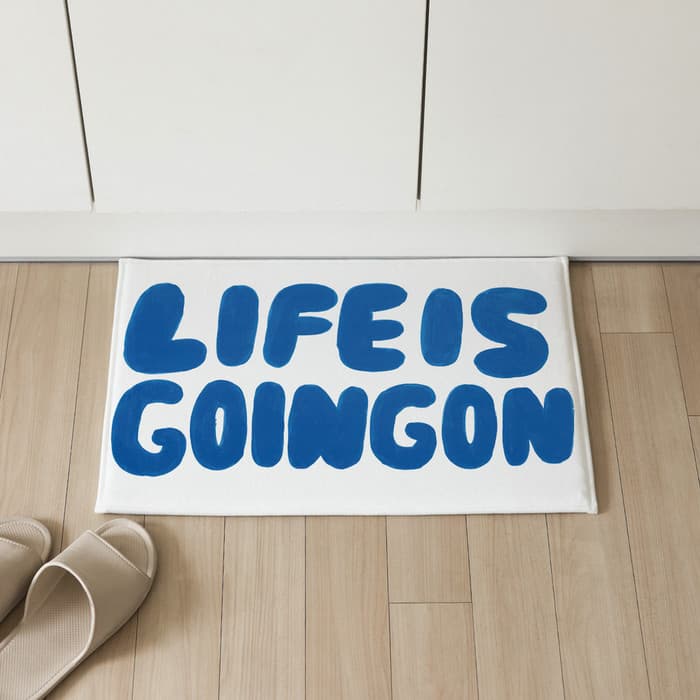 Life is going on 발매트 이미지