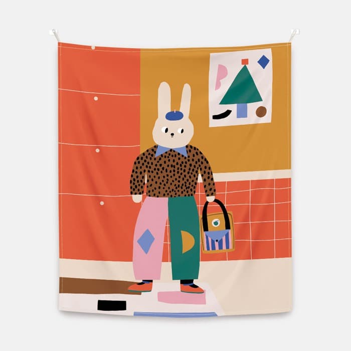 Bunny at home 패브릭 포스터 대형 이미지