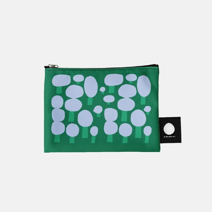 A blue forest 파우치 이미지